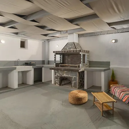 Dk Square 3 Apartment *